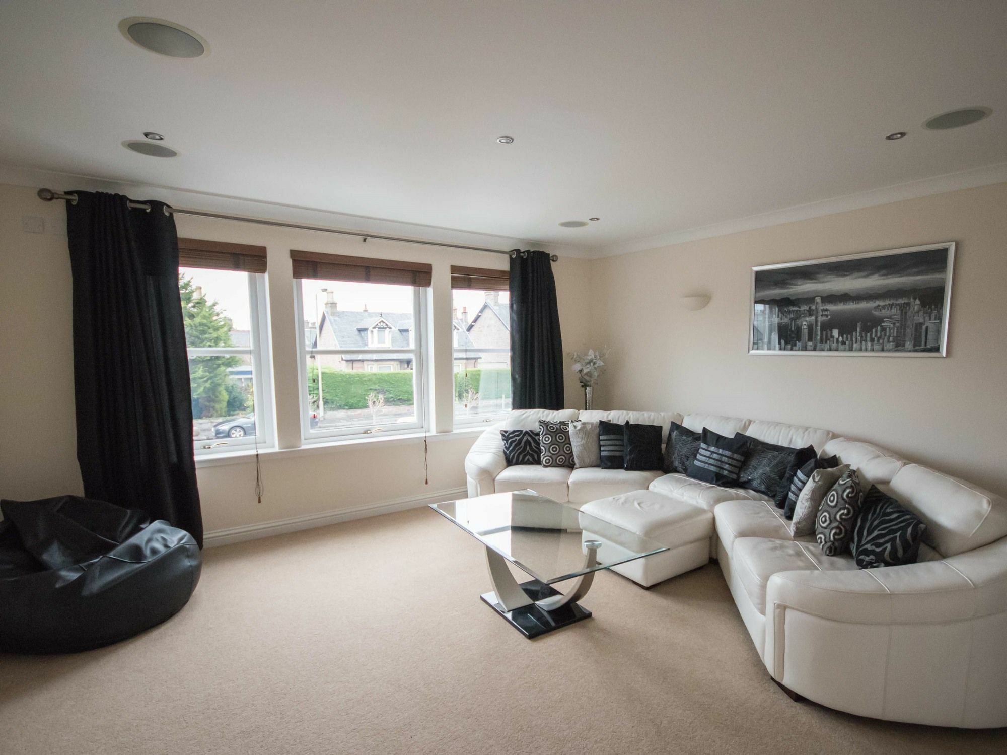 Crown Luxury Serviced Apartment Inverness Ngoại thất bức ảnh